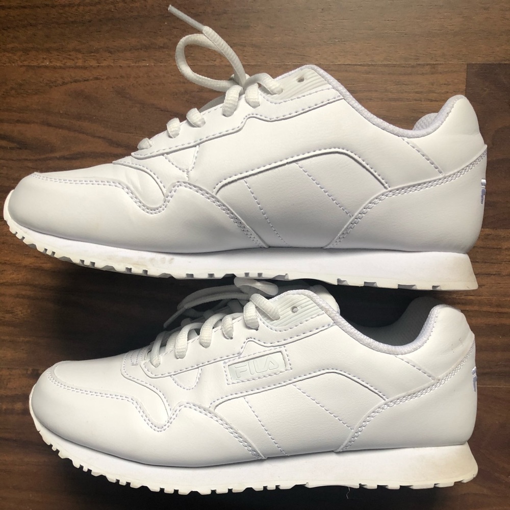 Fila Shoes - Picture 2 of 7